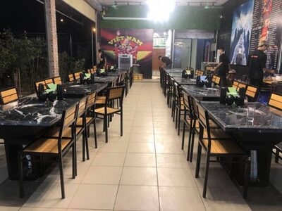 Bàn bếp lẩu hút âm mặt đá