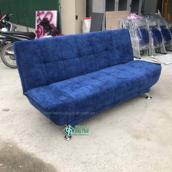 Mẫu ghế sofa văn cũ màu xanh được thanh lý tại nhà