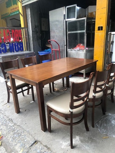 Bộ bàn ghế ăn mặt đệm