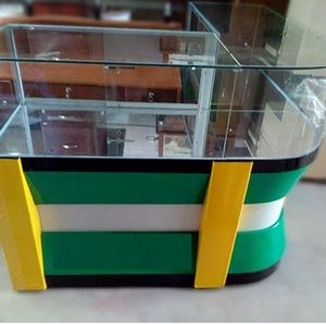 Tủ trưng bày điện thoại chữ L