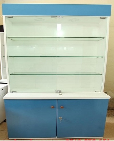 Tủ gỗ trưng bày kệ kính