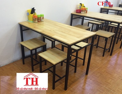 Bàn ghế đôn chân sắt mặt gỗ