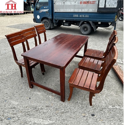 Bàn ghế nhà hàng T09 giá thanh lý