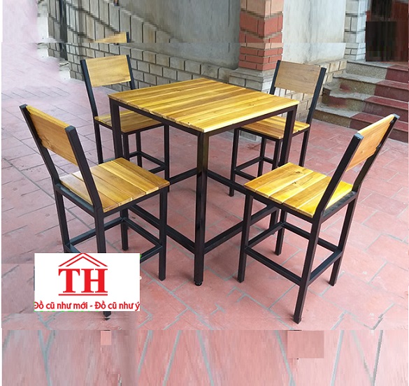Bộ bàn ghế chân sắt mặt gỗ 